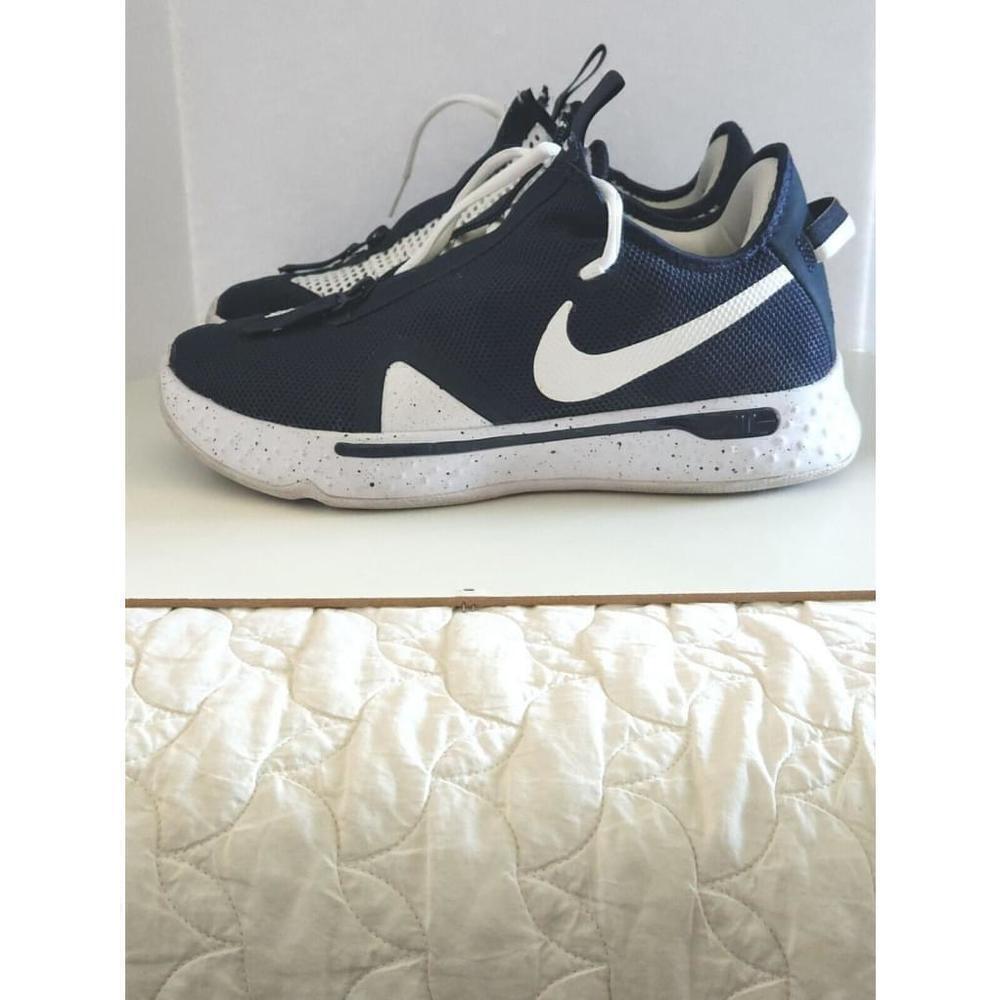 Nike Men's Black and White Sneakers